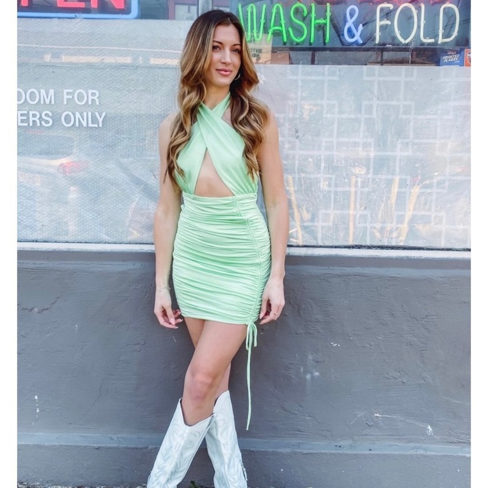 Fun green dress perfect for summer or vacation